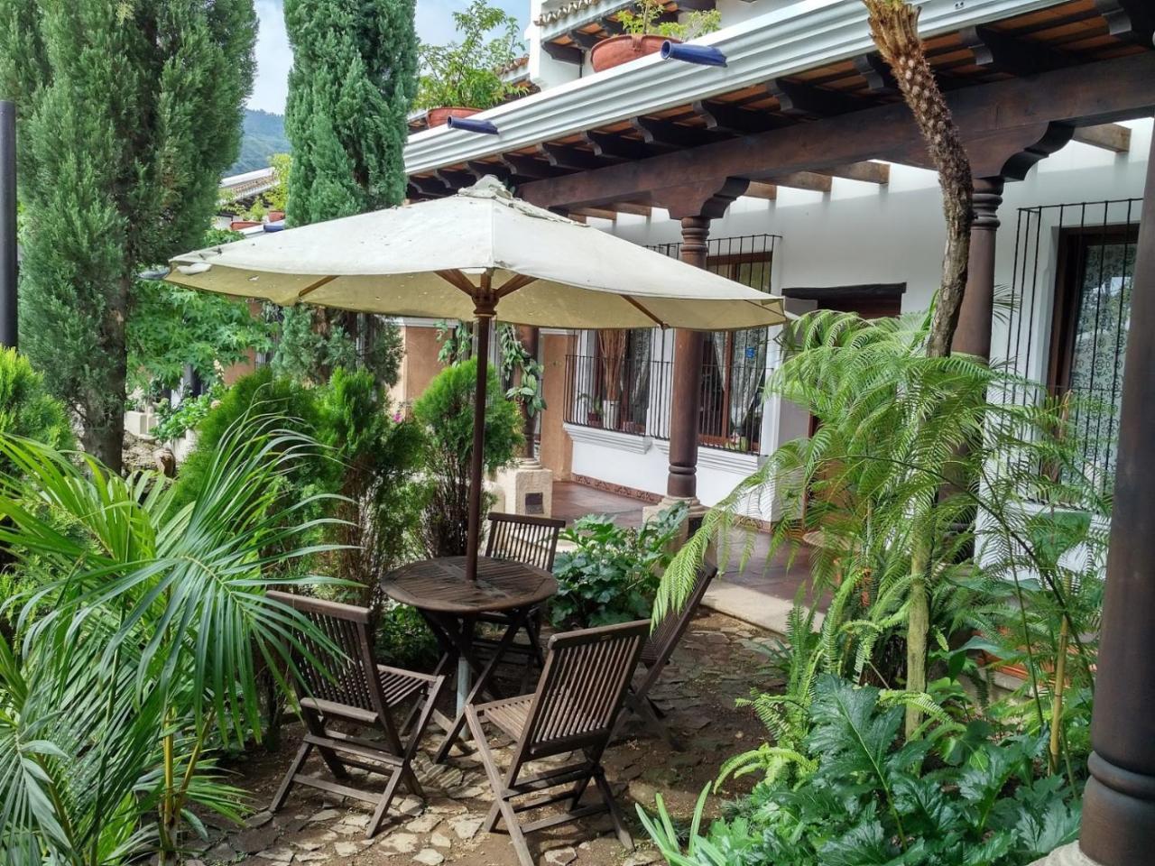 Villas Emekarsa, Antigua Exteriör bild